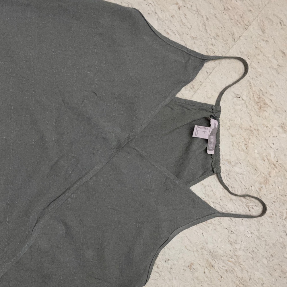 Forever 21 contemporary wrap top - Picture 4 of 9